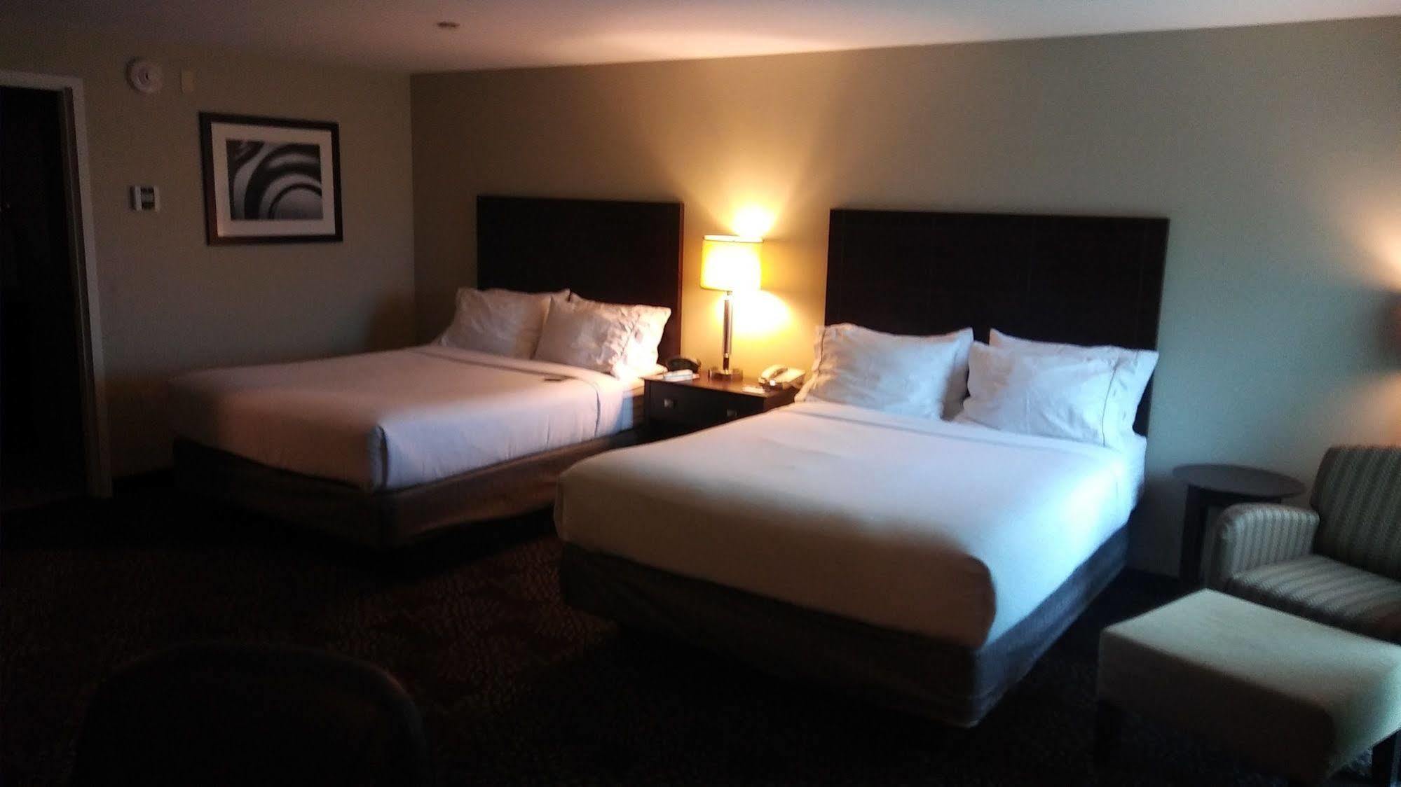 Holiday Inn Express Pittsburgh West - Greentree, An Ihg Hotel Crafton Exterior foto